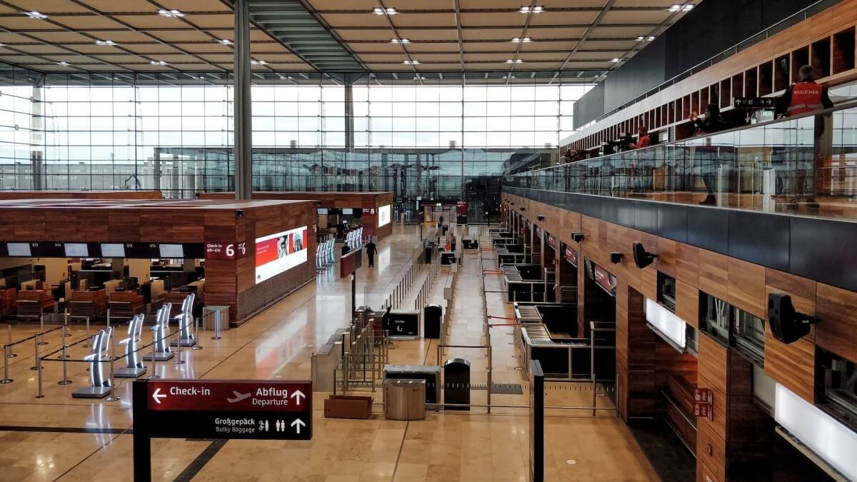 berlin-airport-becomes-the-first-of-its-kind-in-europe-to-offer-virtual-queuing-solution