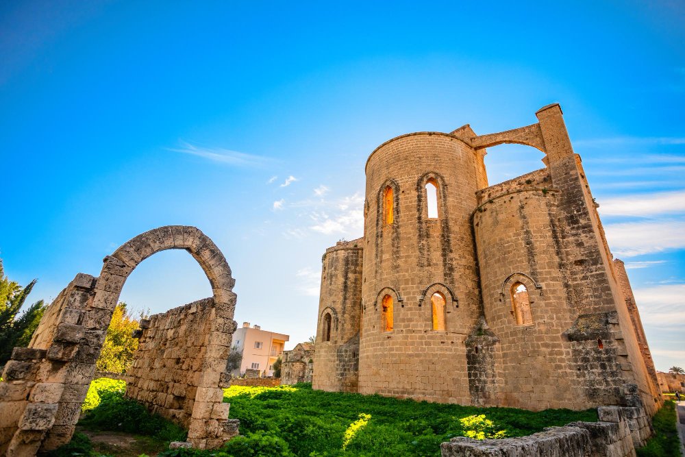 cyprus-approves-28000-golden-visas-since-2014-under-investment-scheme.jpg