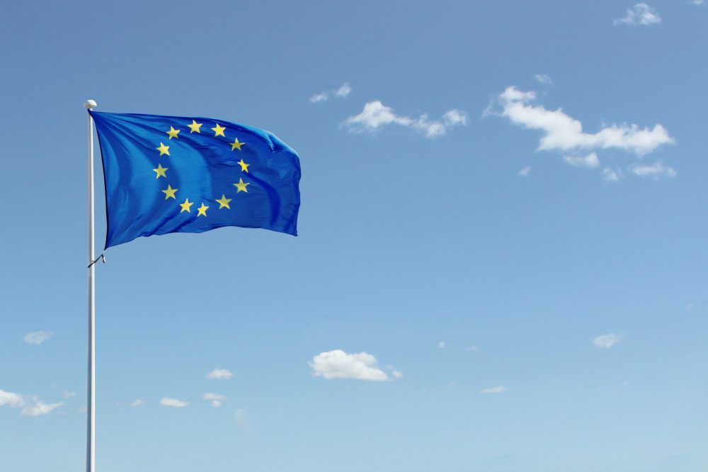 eu-may-consider-separate-membership-tracks-for-moldova-and-ukraine-says-commissioner.jpg