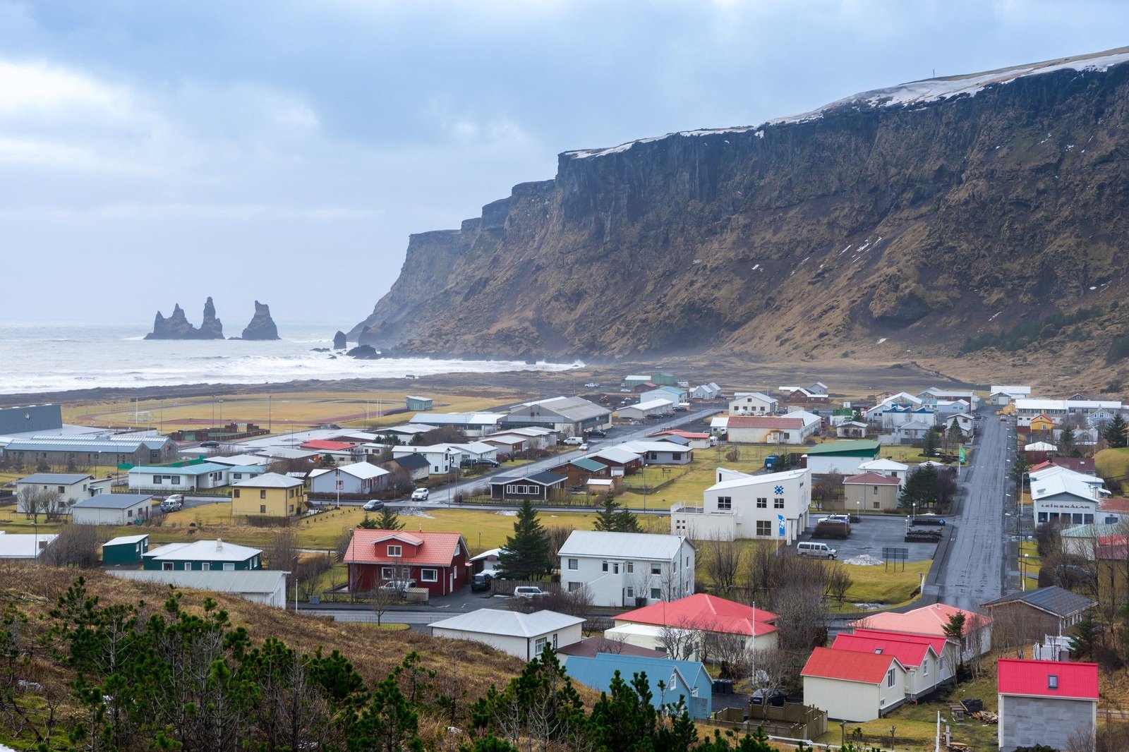 iceland-warns-that-extreme-weather-conditions-can-affect-flights-on-saturday-and-sunday