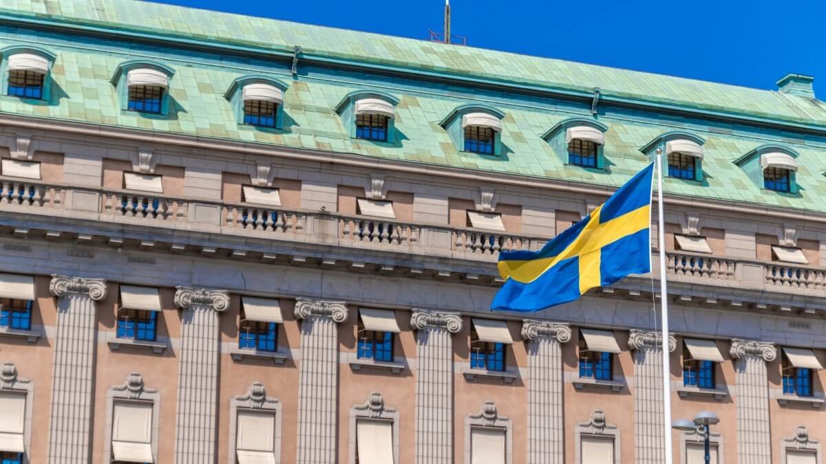 sweden-issued-almost-11000-residence-permits-in-july