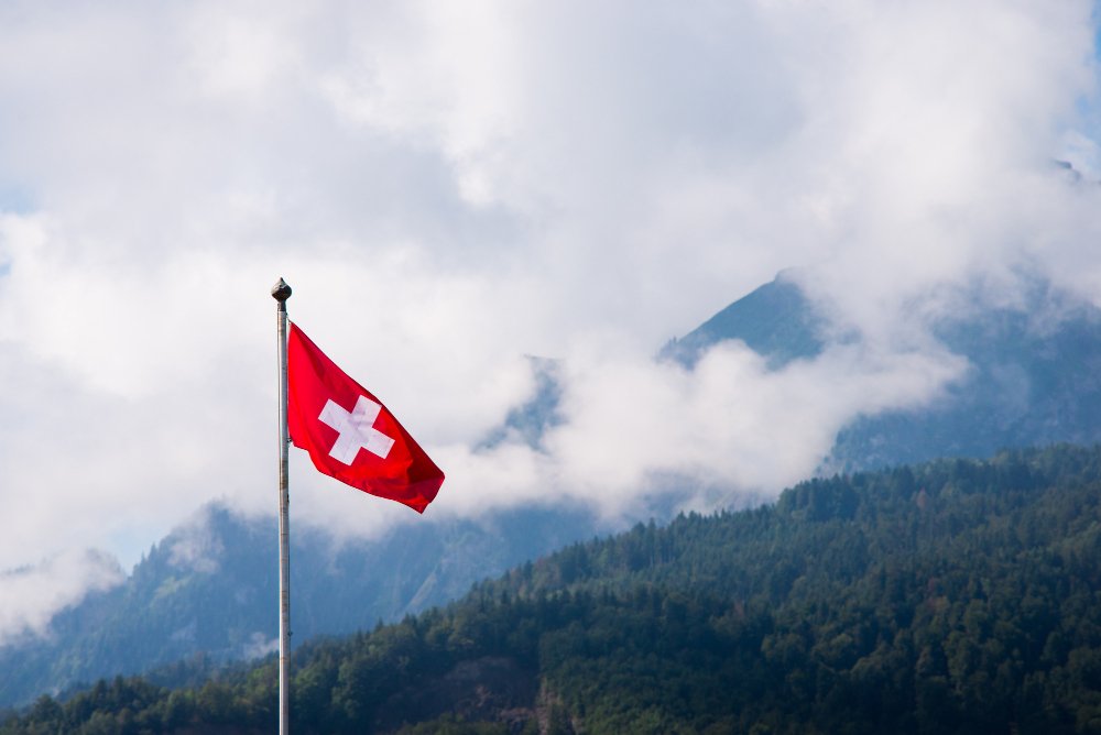 swiss-lawmakers-push-to-abolish-golden-visa-initiative.jpg swiss-lawmakers-push-to-abolish-golden-visa-initiative.jpg