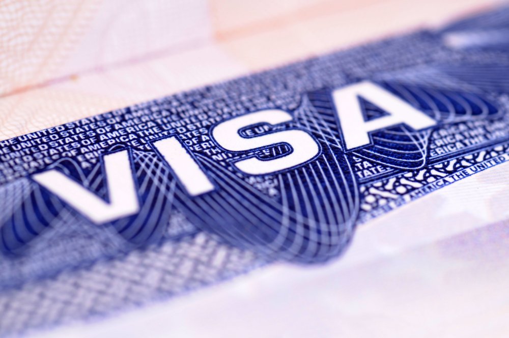 switzerlands-golden-visa-program-sees-surge-from-russia-and-china.jpg