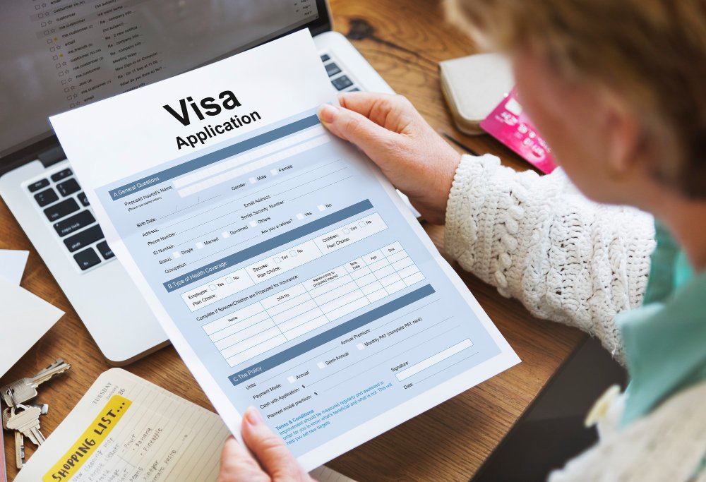 top-5-nationalities-granted-the-most-dutch-visas-in-2024.jpg