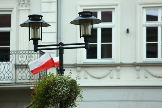 polish-consulates-in-ukraine-to-issue-work-visas-from-may-4.jpg